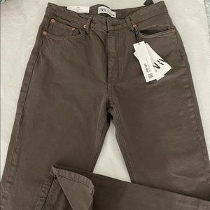 Zara 90’s slim with split Hem